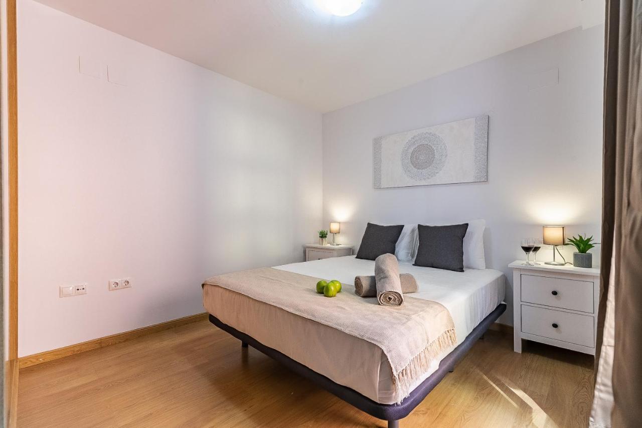 Premium El Palo Apartment Near The Beach With Parking Málaga Buitenkant foto