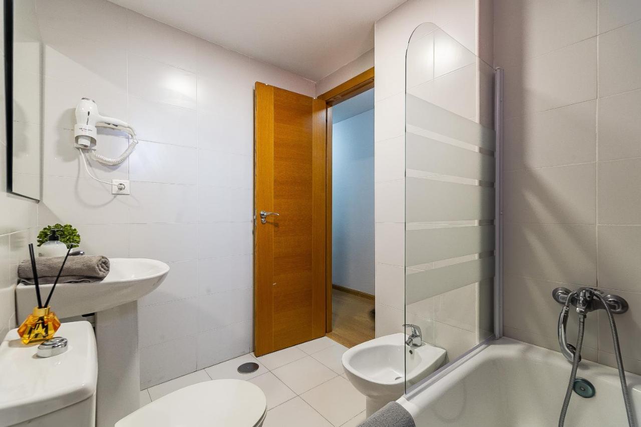 Premium El Palo Apartment Near The Beach With Parking Málaga Buitenkant foto