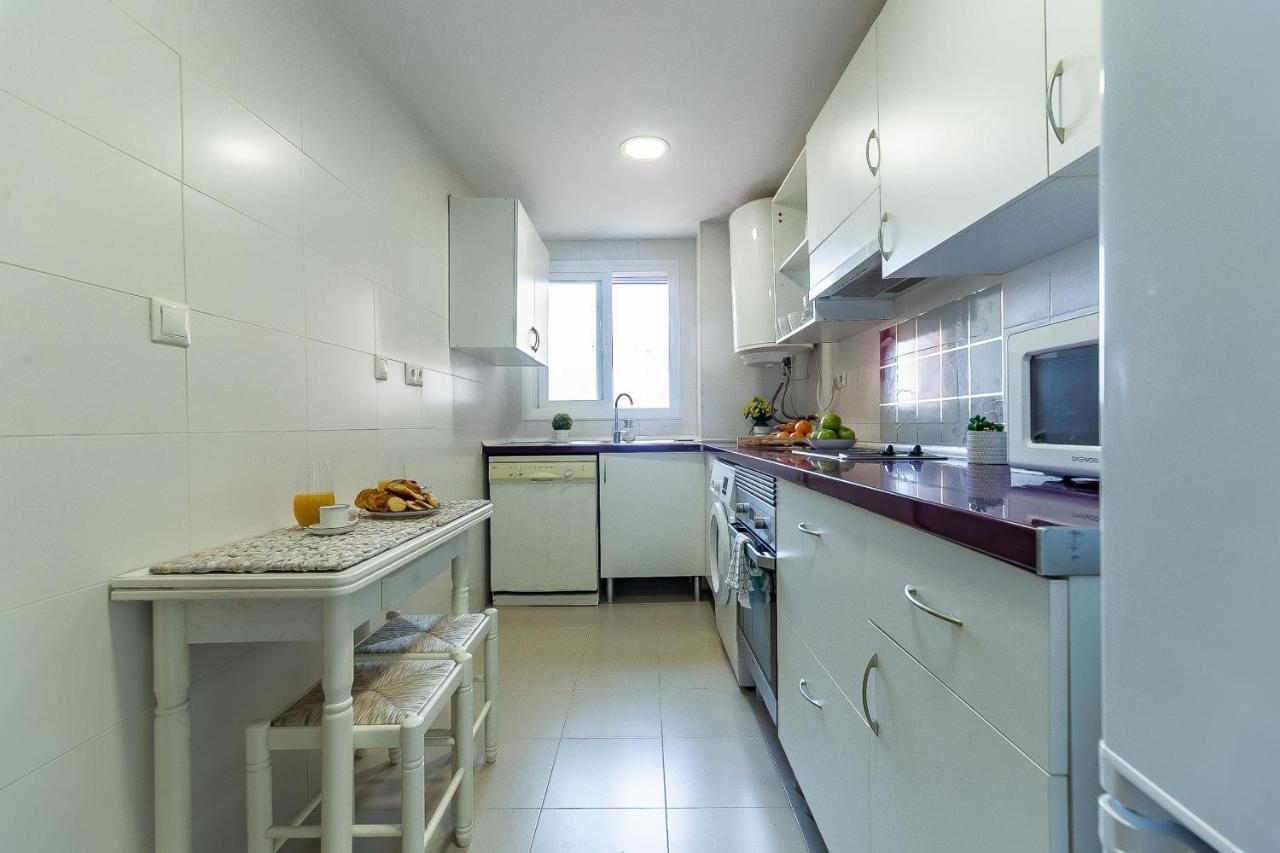 Premium El Palo Apartment Near The Beach With Parking Málaga Buitenkant foto